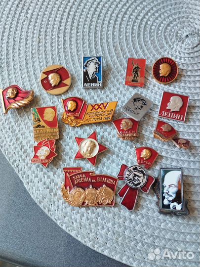 Значки СССР с Лениным