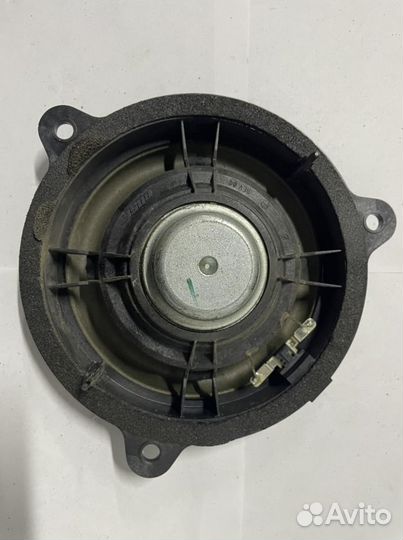 Динамик Bose задний Renault Koleos