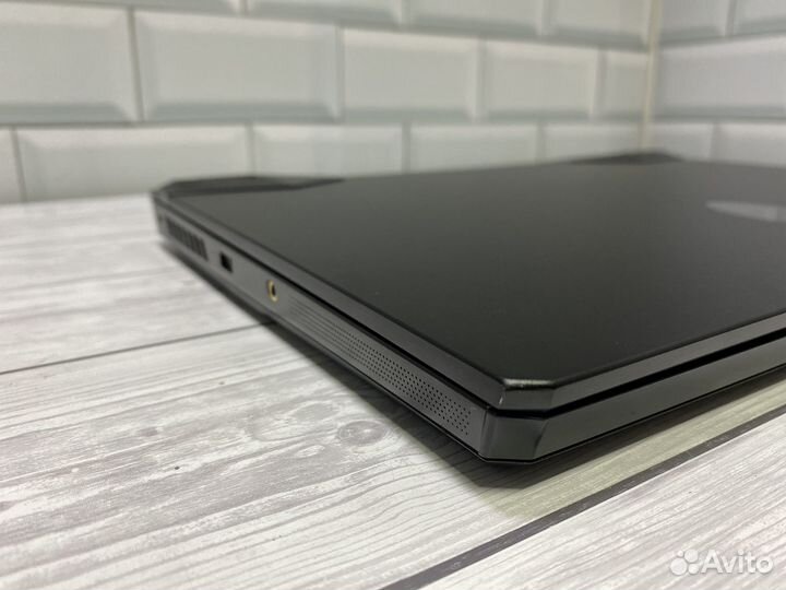 MSI 15,6»/i7-11800H/RTX 3070/ram 32gb