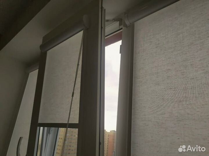 Рулонные шторы / Жалюзи