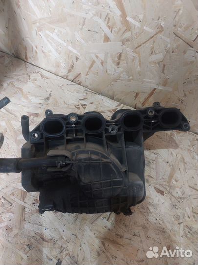 Выпускной коллектор kia/ Hyundai