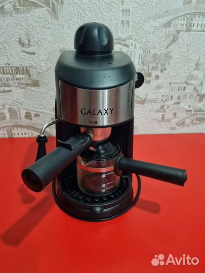 Рожковая кофеварка с капучинатором Galaxy GL0753