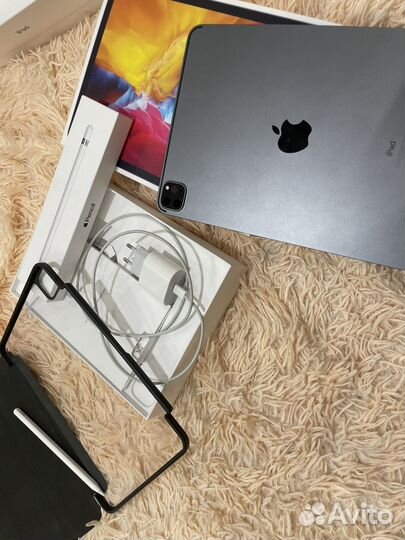 iPad Pro 11 2020 2 поколение В идеале