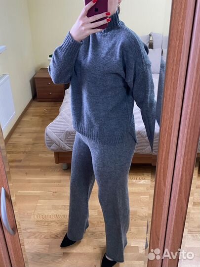 Костюм женский двойка теплый вязаный