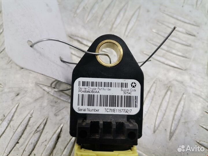 Датчик удара Jeep Patriot 2007 04896065AA