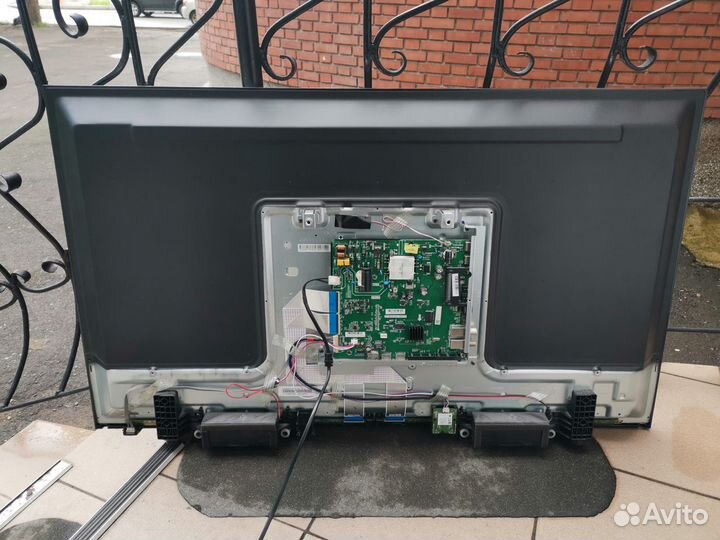 Телевизор Dexp F43D8100H (Разбор)(По запчастям)