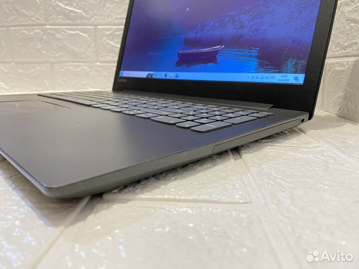 Lenovo ideapad 330