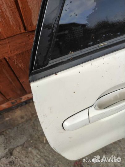 Дверь задняя Toyota Harrier