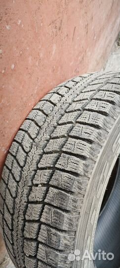 Nitto SN3 Winter 215/55 R17