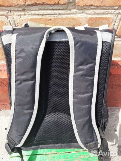 Рюкзак школьный