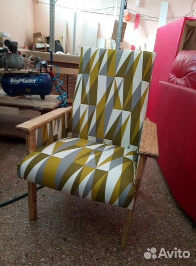 Перетяжка мягкой мебели и Ремонт