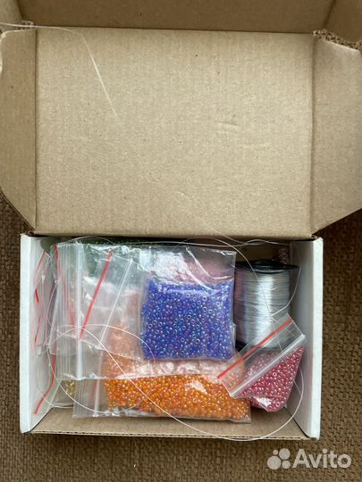 Бисер и леска