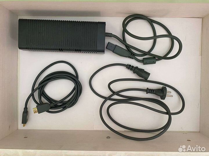 Xbox 360 и джостик