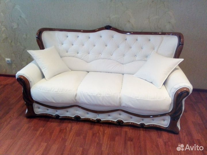 Обивщик (обойщик) мягкой мебели