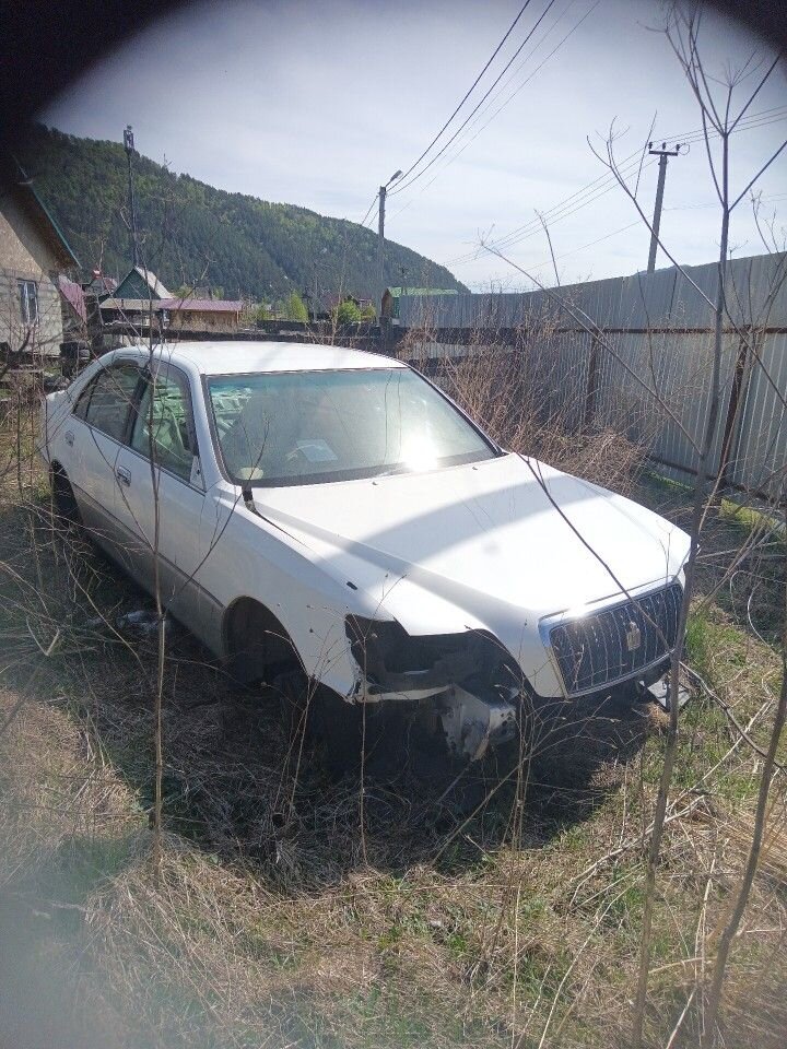 Toyota Crown Majesta: фото из отзыва