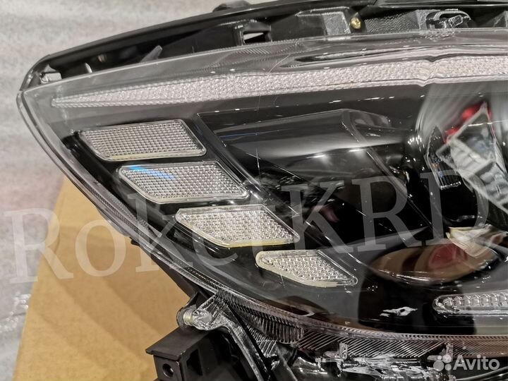 Фары Toyota Land Cruiser Prado 150 c 2017 LED