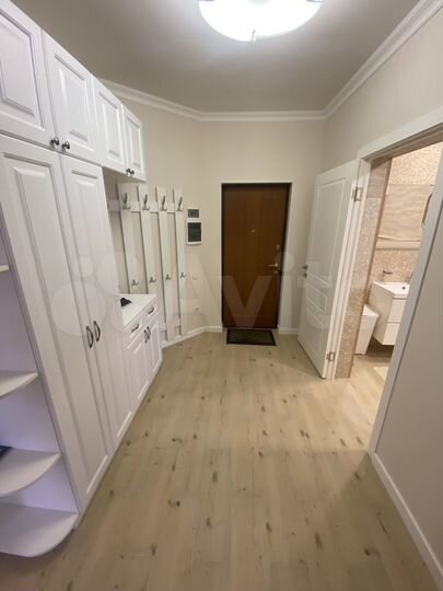 3-к. квартира, 70 м², 1/5 эт.