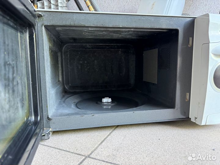 Микроволновая печь большая LG MS-268T