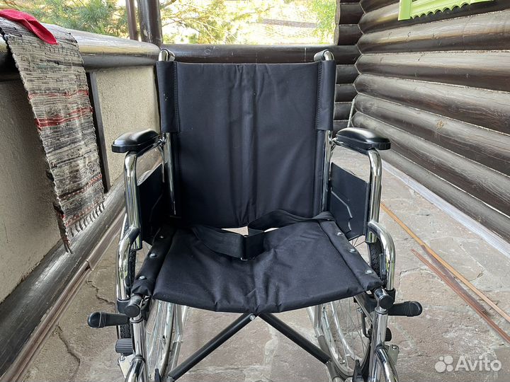 Инвалидная коляска