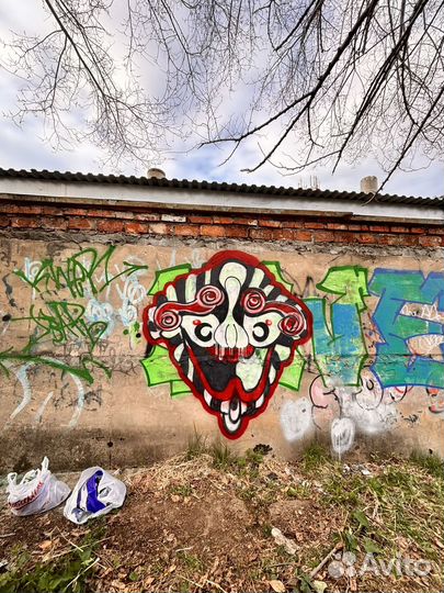 Художник граффити