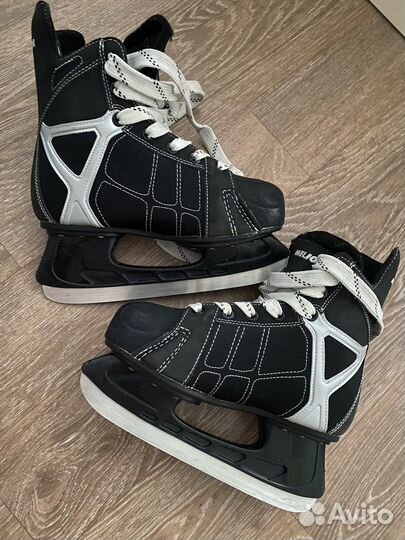 Коньки хоккейные