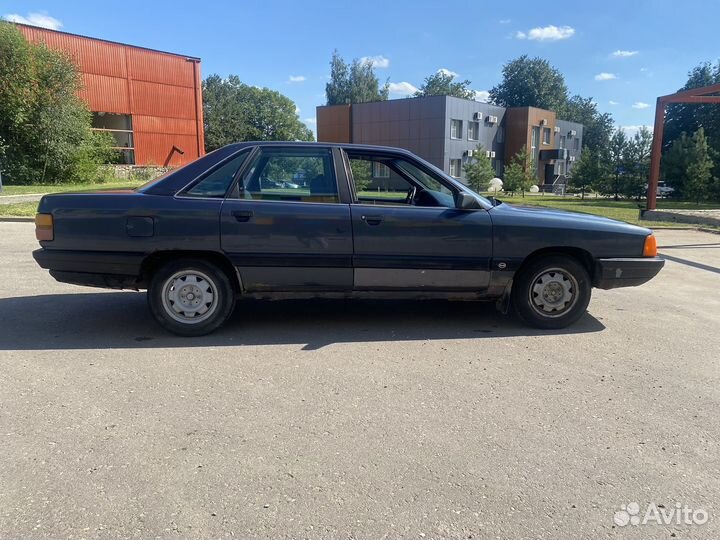 Audi 100 2.0 МТ, 1988, 250 000 км