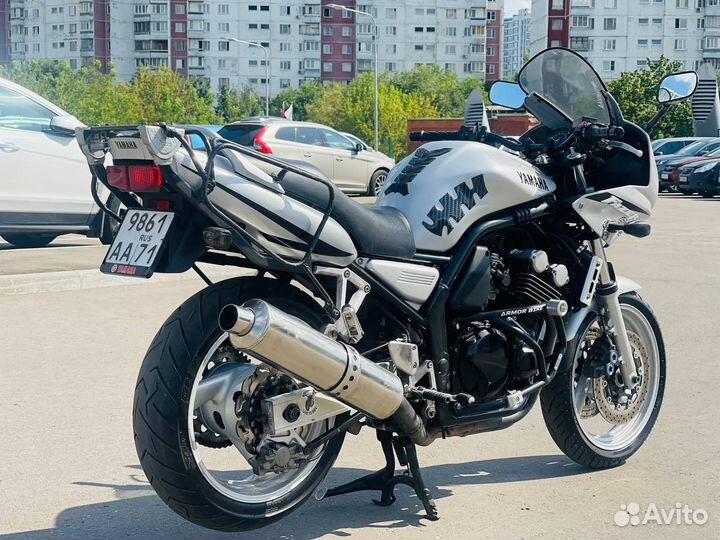 Yamaha FZS600 fazer