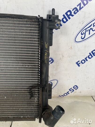 Радиатор двс Hyundai I20 PB 2009