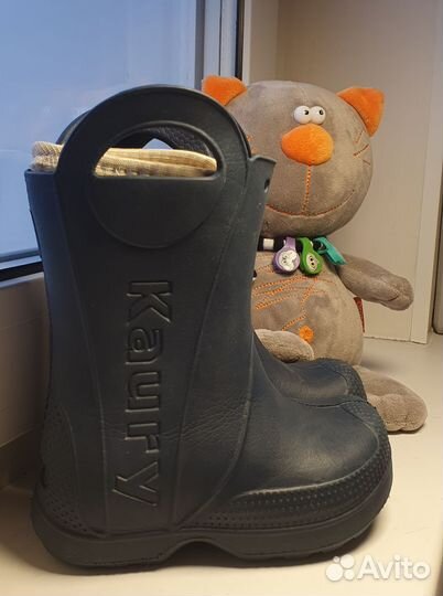 Резиновые сапоги утеплённые 22