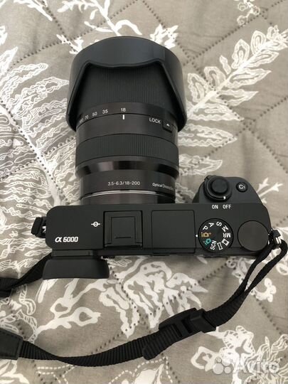 Sony a6000 + Sony e 18-200 oss