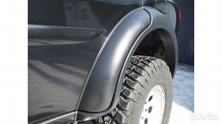 Расширители Mitsubishi Pajero Sport 2 2008-2015