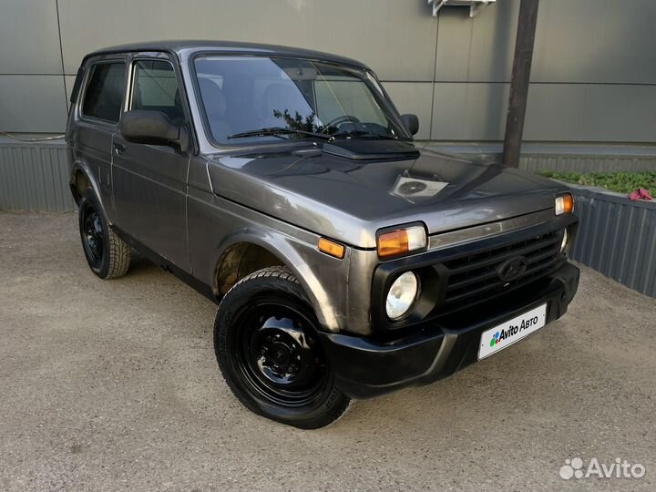 LADA 4x4 (Нива) 1.7 МТ, 2015, 150 000 км