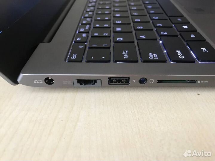 Ноутбук Core i7 1260p, 512gb SSD, 8gb RAM