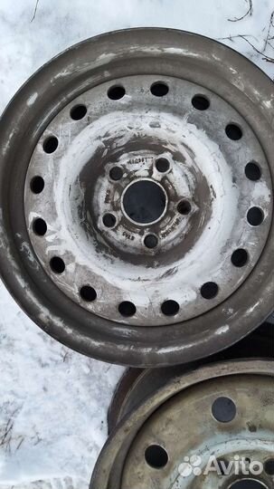 Диски 3 шт на Волгу,Ниву