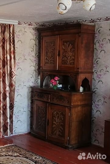 Буфеты и шкафы старинные