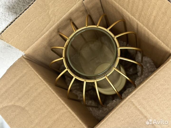 Ваза для цветов/ для интерьера золотая