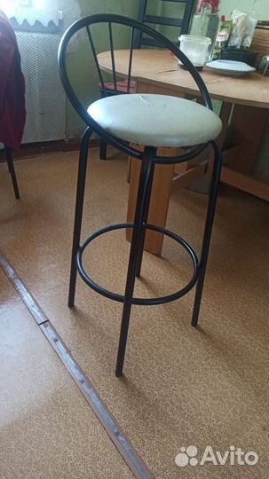 Стул высокий(барный) 2 шт