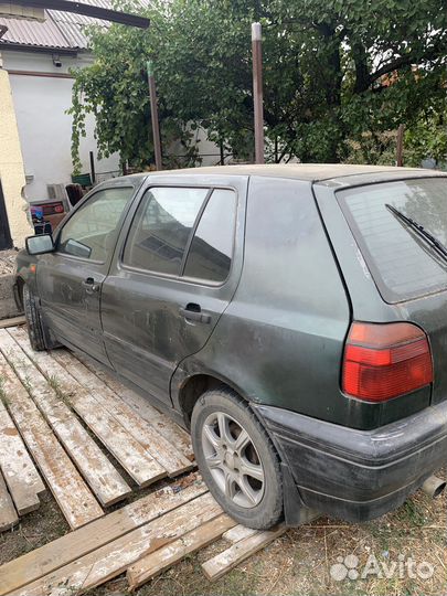 Volkswagen Golf, 1993