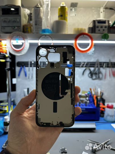 Замена заднего стекла iPhone/Замена задней крышки