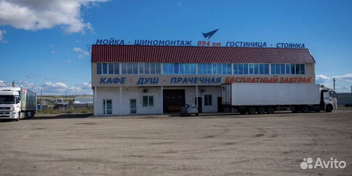 Помощник в кафе
