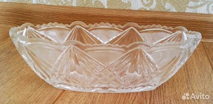 Хрустальные вазочки прошлый век