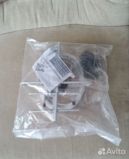 Антенна комнатная Фаворит 4-9 DVB-T2