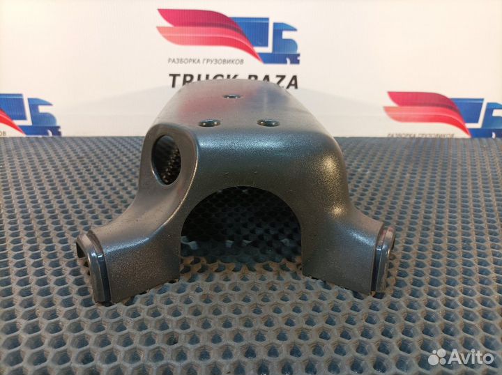 Кожух рулевой колонки Volvo FH