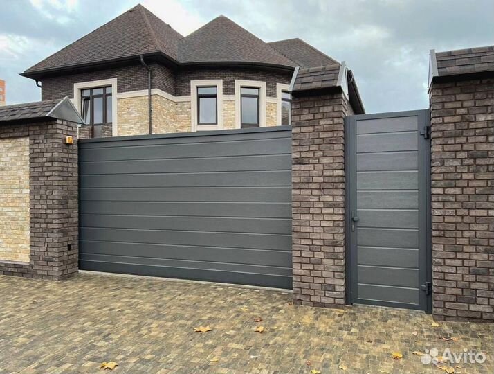 Секционные ворота