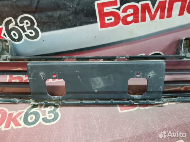 Решетка бампера передний Toyota Land Cruiser