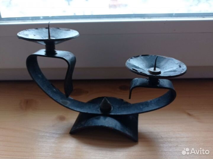 Подсвечник- бронза