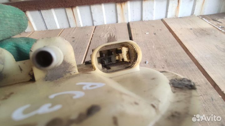 Топливный насос Renault Symbol бензонасос