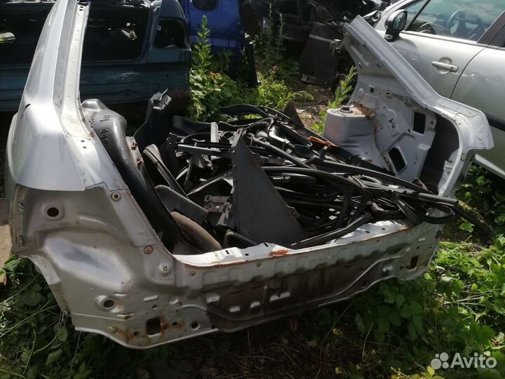 Задняя часть Хендай Акцент хэтчбек