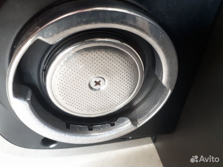 Кофеварка рожковая DeLonghi ECI 341.BK