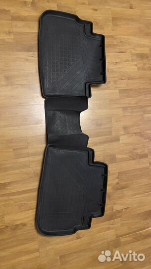 Автомобильные коврики для Subaru Forester V